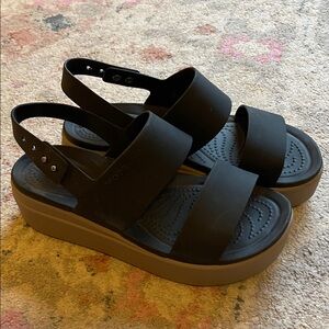 CROCS womens sandals